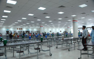 i mekan, hol, mobilya, tavan ieren bir resim

Yapay zeka tarafndan oluturulmu ierik yanl olabilir.